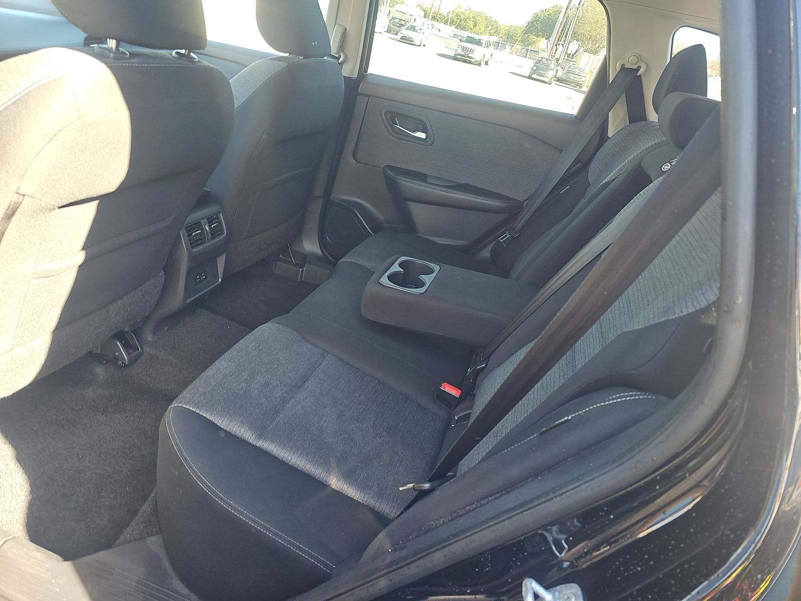 2021 Nissan Rogue SV FWD