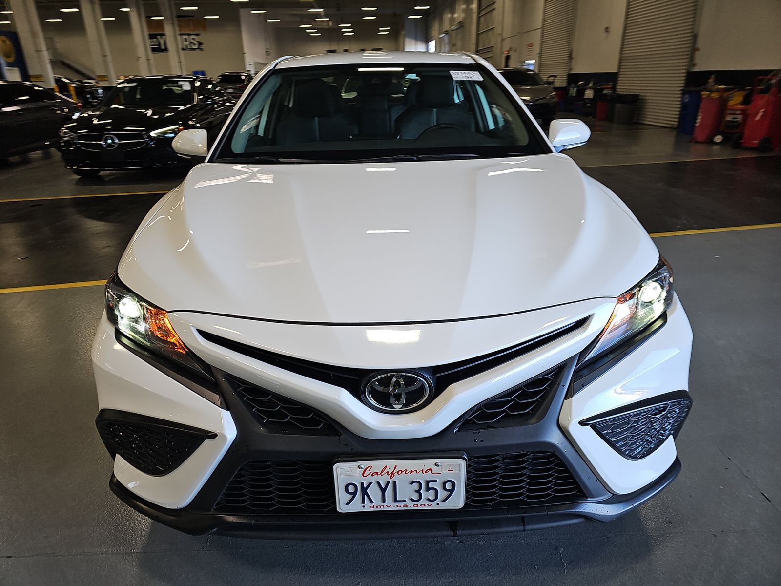 2024 Toyota Camry SE FWD