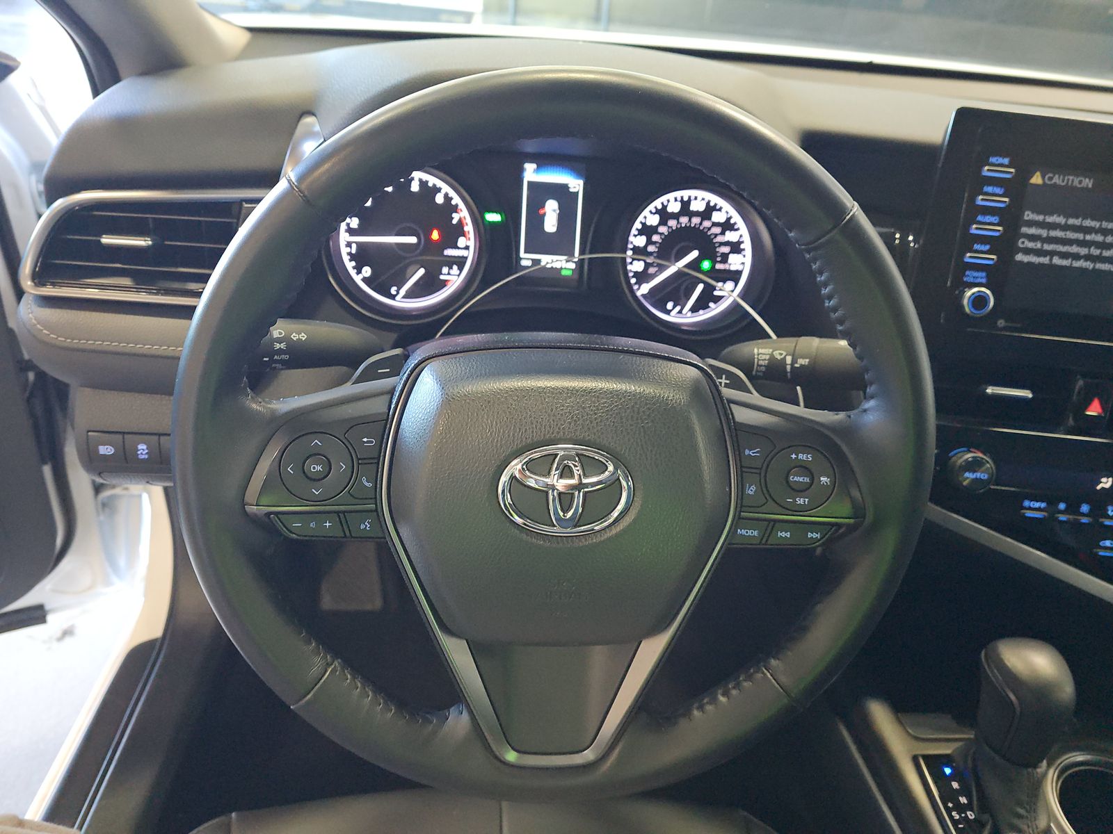 2024 Toyota Camry SE FWD