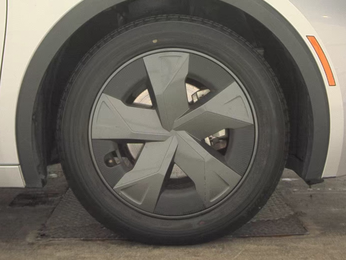 2024 Toyota Prius LE FWD