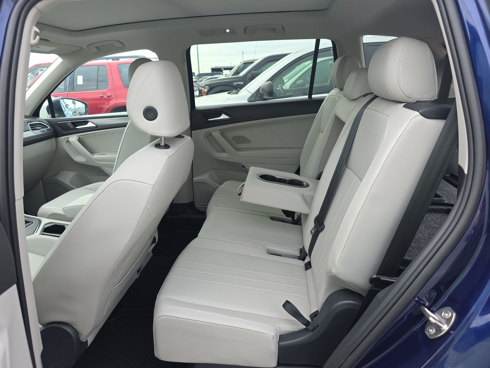 2024 Volkswagen Tiguan 2.0T SE FWD