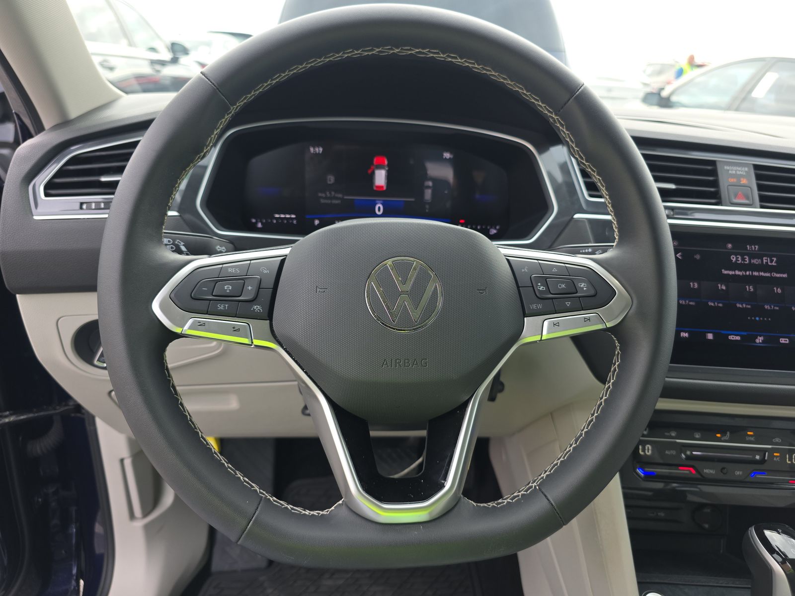 2024 Volkswagen Tiguan 2.0T SE FWD