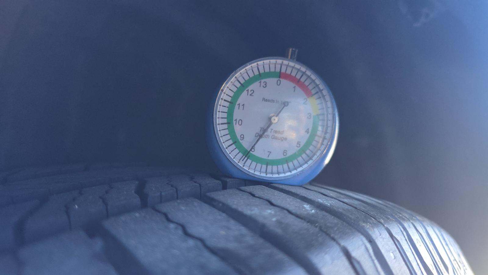 2021 Kia Sedona EX FWD