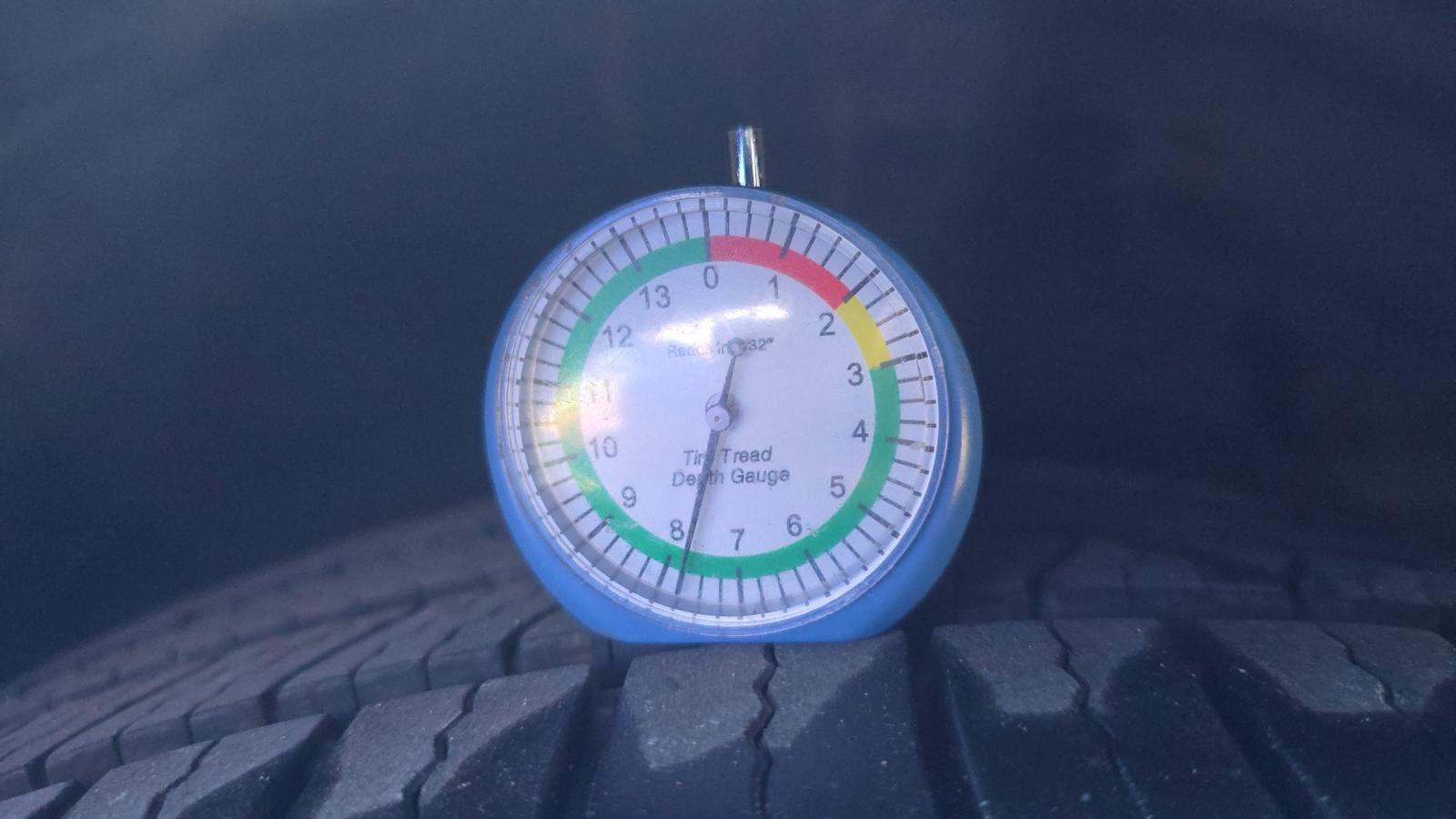 2021 Kia Sedona EX FWD