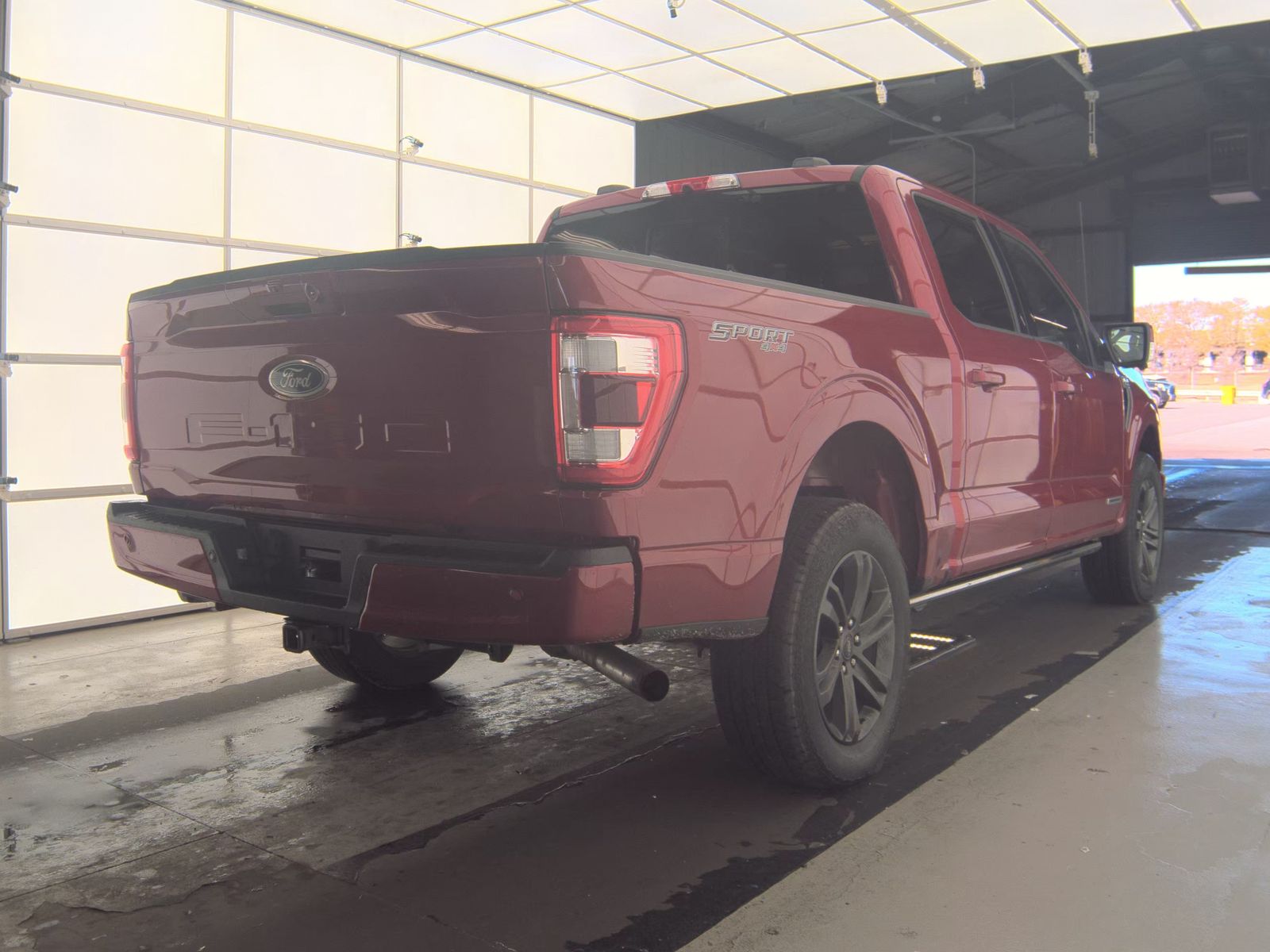 2023 Ford F-150 Hybrid Lariat AWD