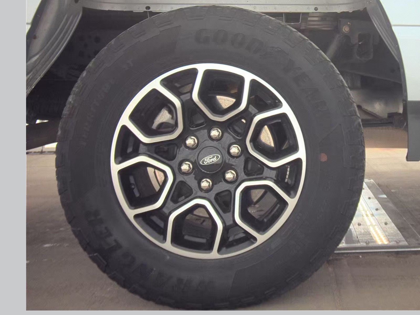 2022 Ford F-150 Hybrid XLT AWD