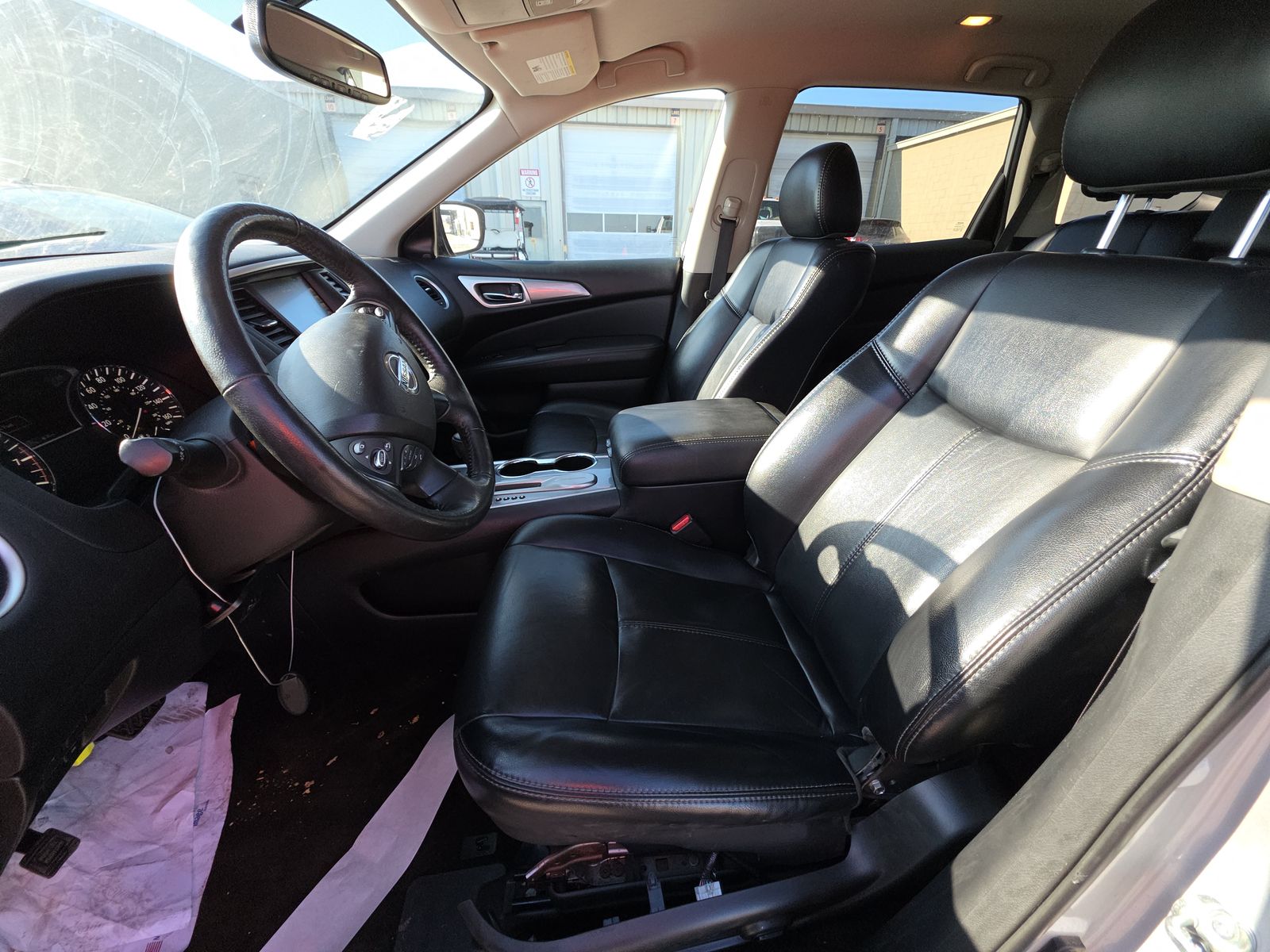 2020 Nissan Pathfinder SL FWD