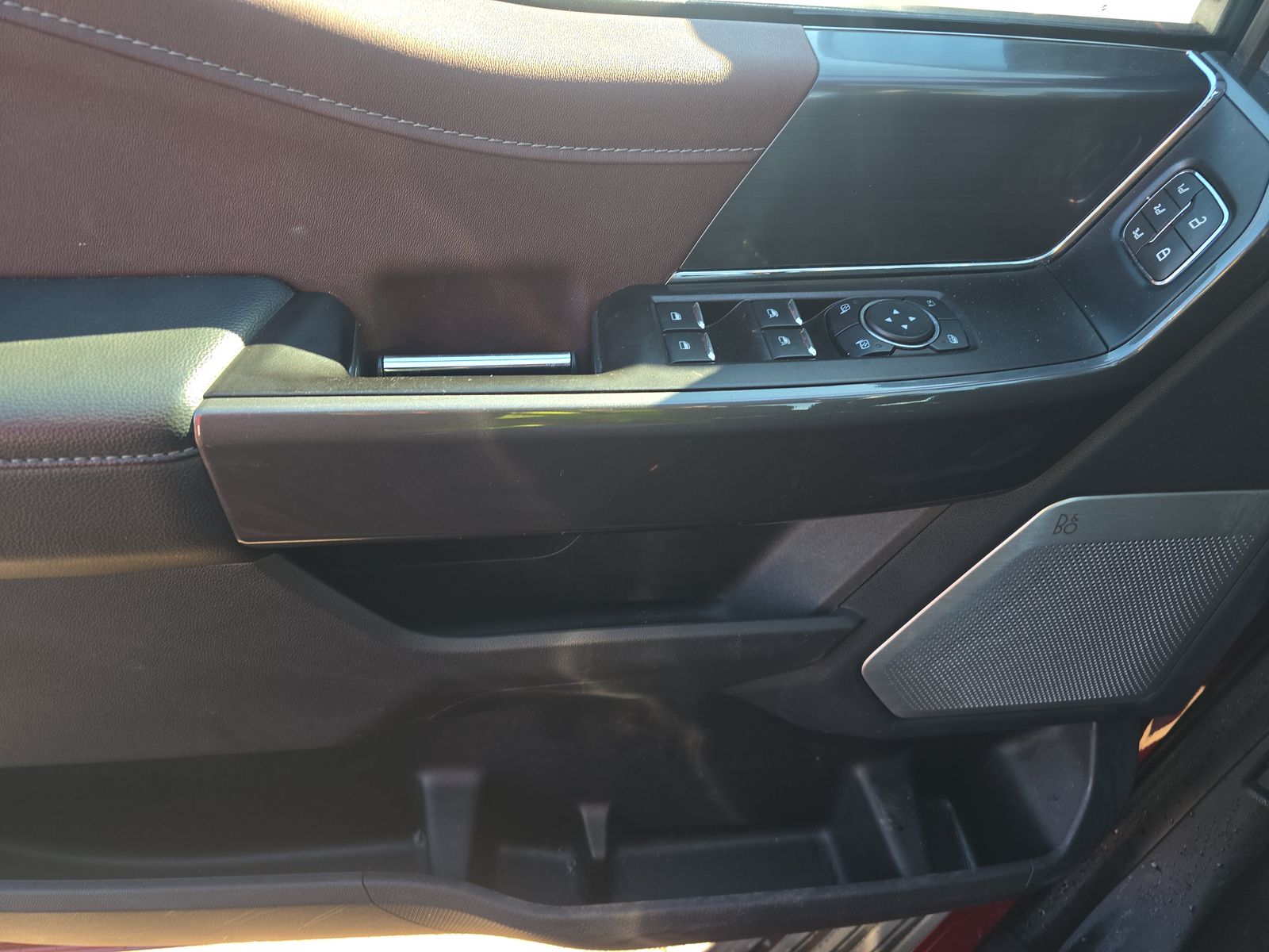 2023 Ford F-150 Hybrid Lariat AWD