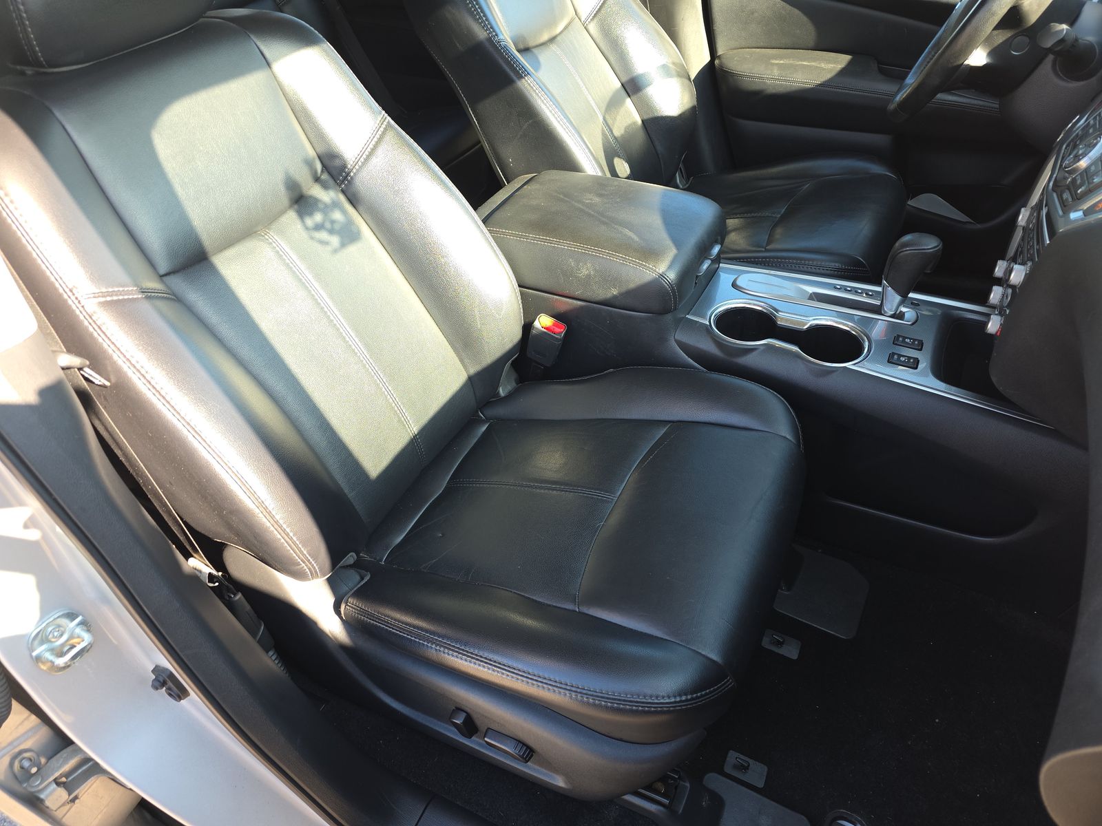 2020 Nissan Pathfinder SL FWD