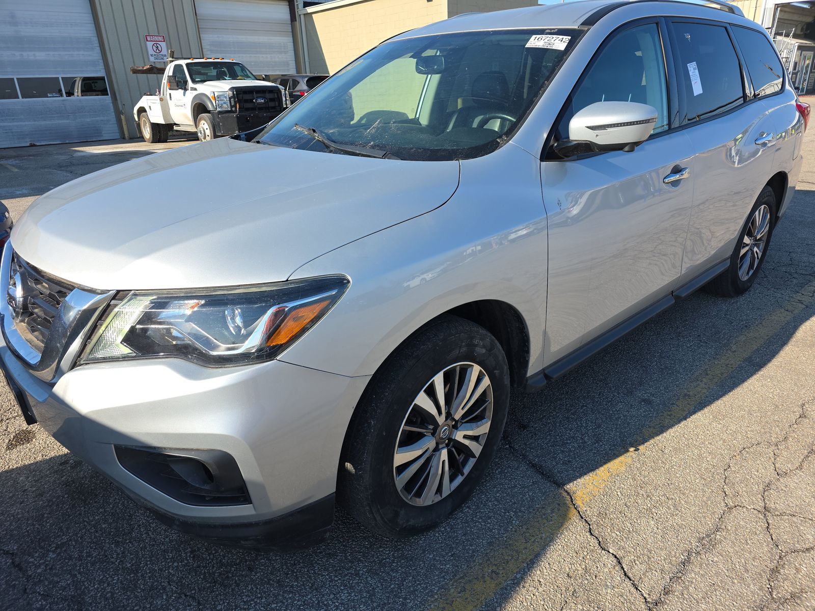 2020 Nissan Pathfinder SL FWD