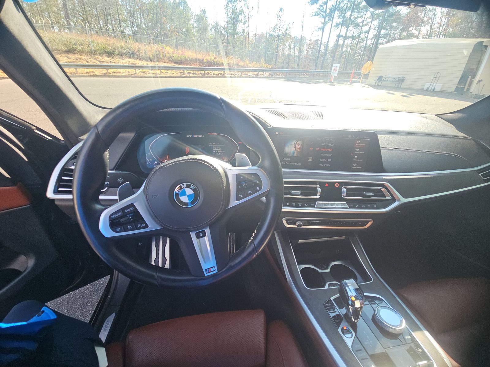 2022 BMW X7 M50i AWD