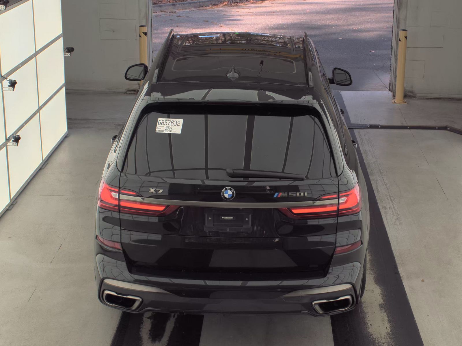 2022 BMW X7 M50i AWD