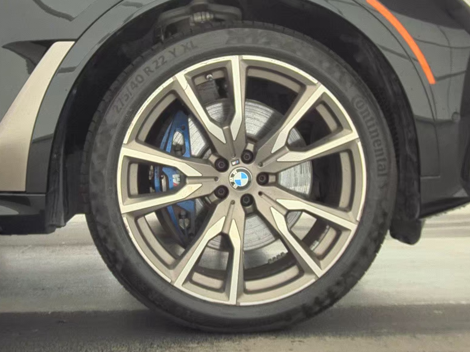 2022 BMW X7 M50i AWD