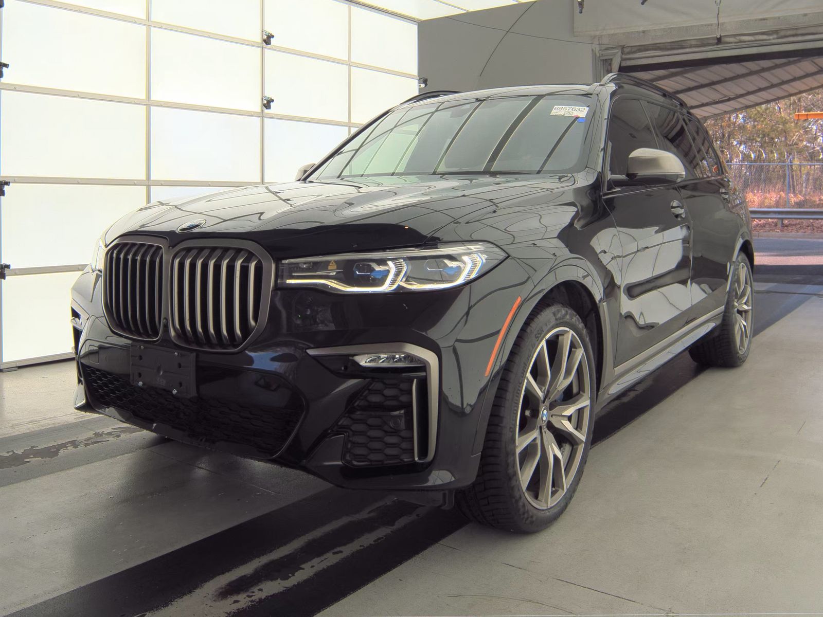 2022 BMW X7 M50i AWD