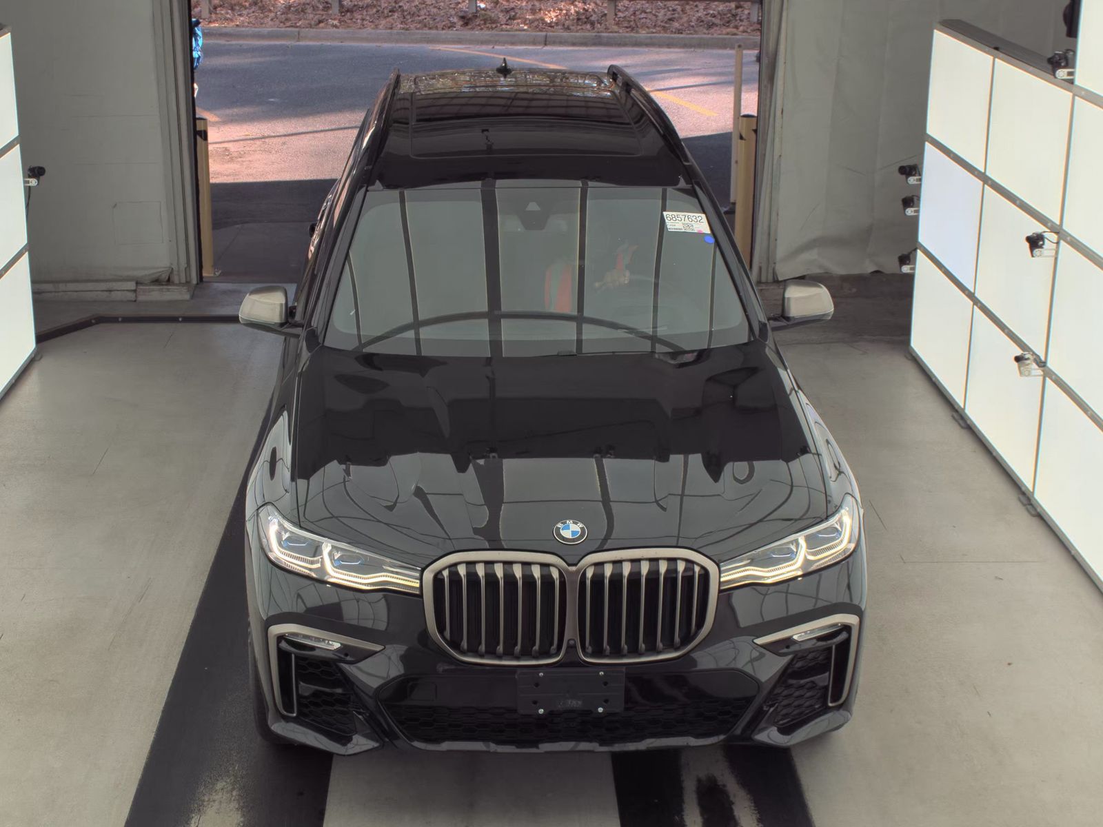 2022 BMW X7 M50i AWD