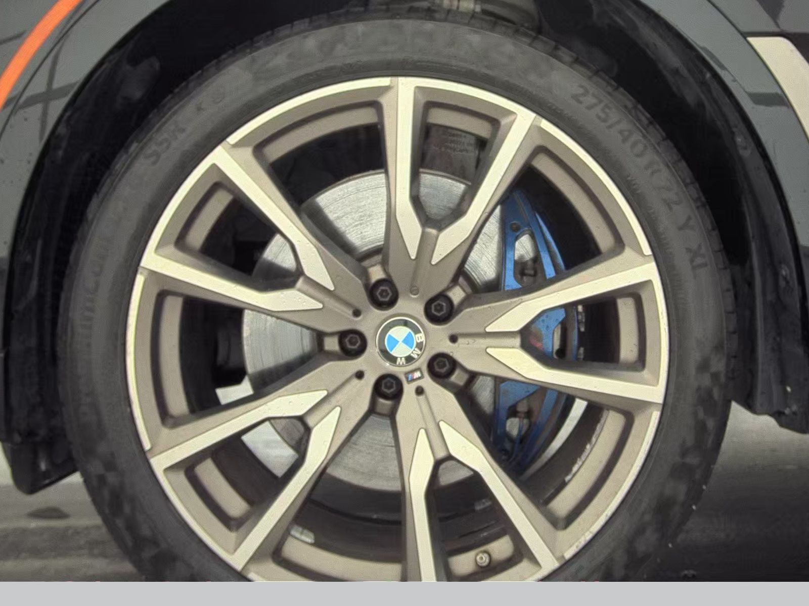 2022 BMW X7 M50i AWD