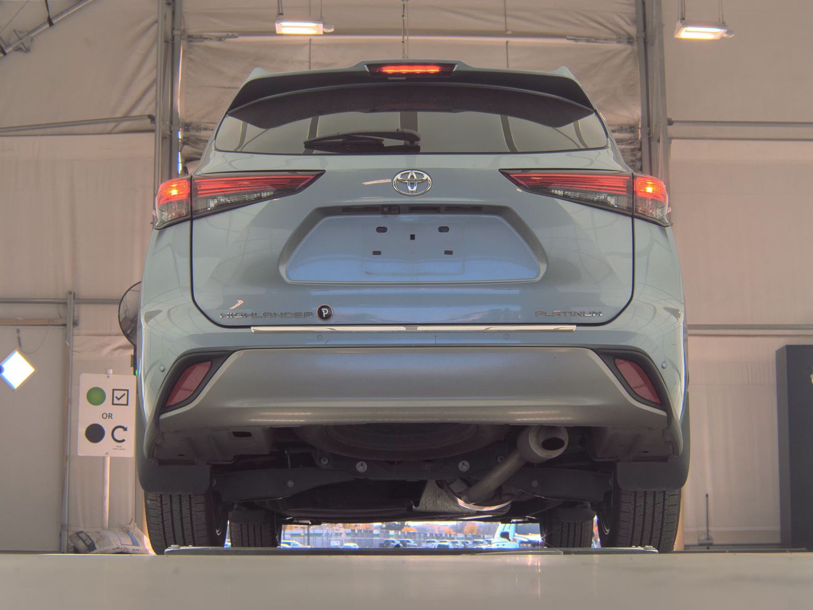 2023 Toyota Highlander Platinum FWD