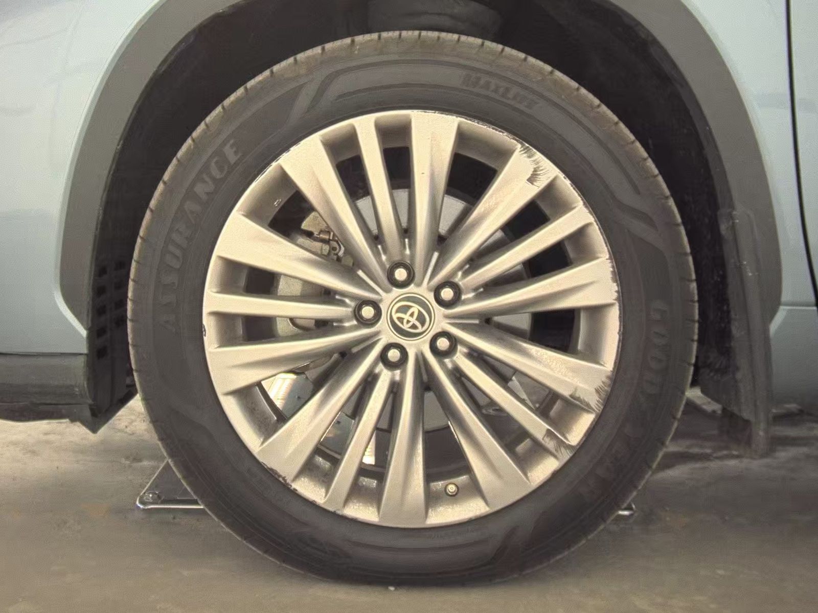 2023 Toyota Highlander Platinum FWD