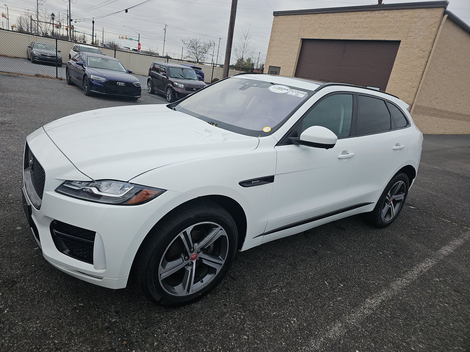 2020 Jaguar F-Pace R-Sport's photo