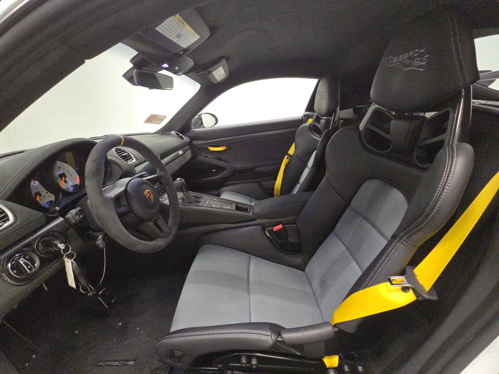 2024 Porsche 718 Cayman GT4 RS RWD