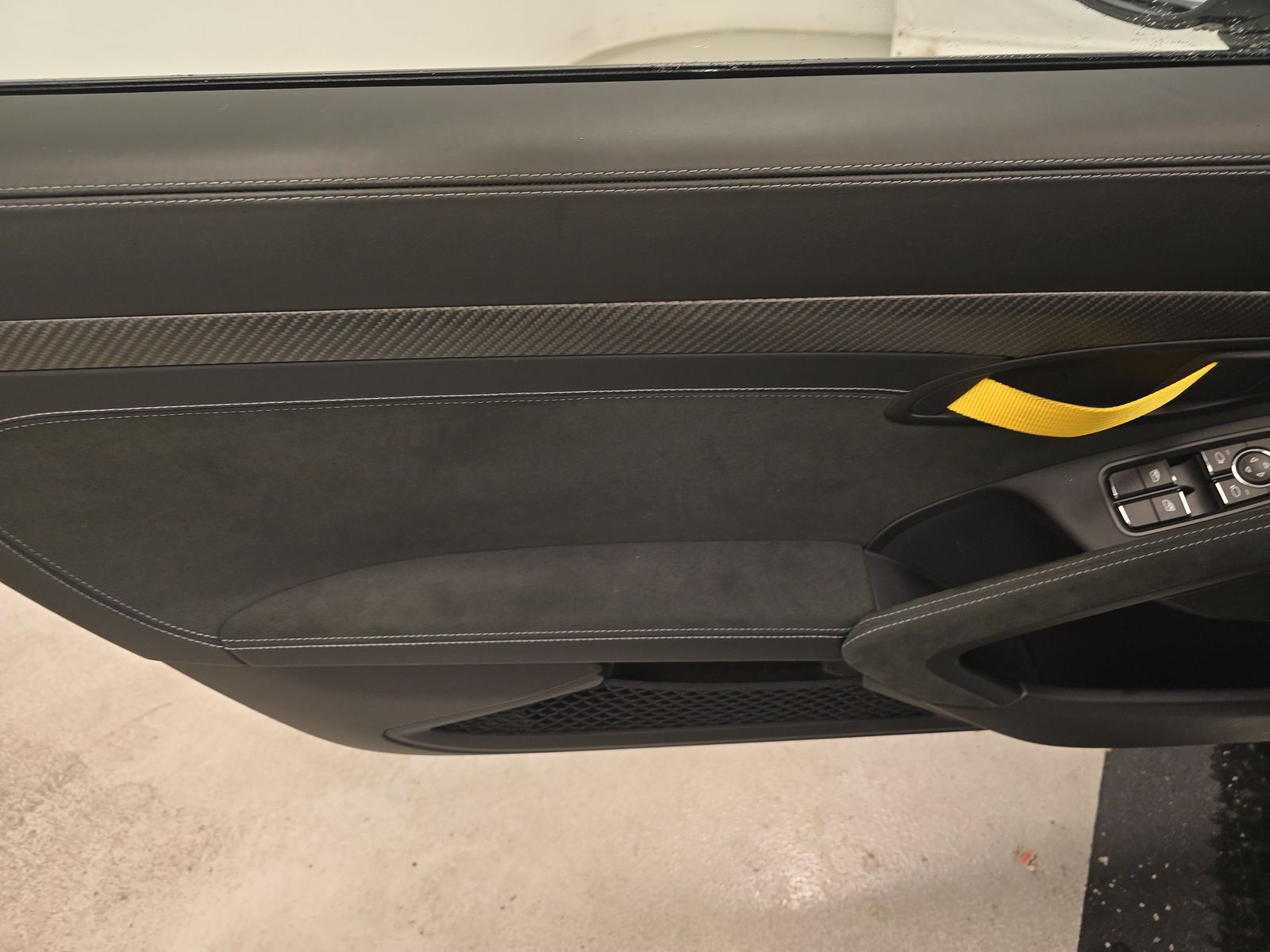 2024 Porsche 718 Cayman GT4 RS RWD