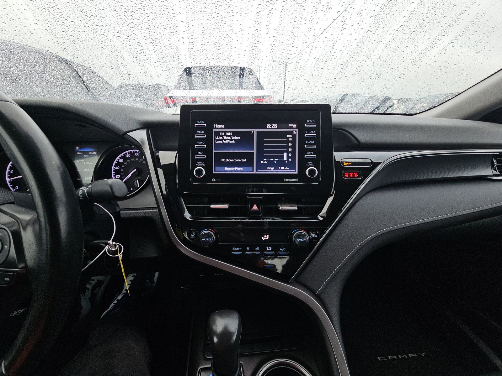 2024 Toyota Camry SE FWD