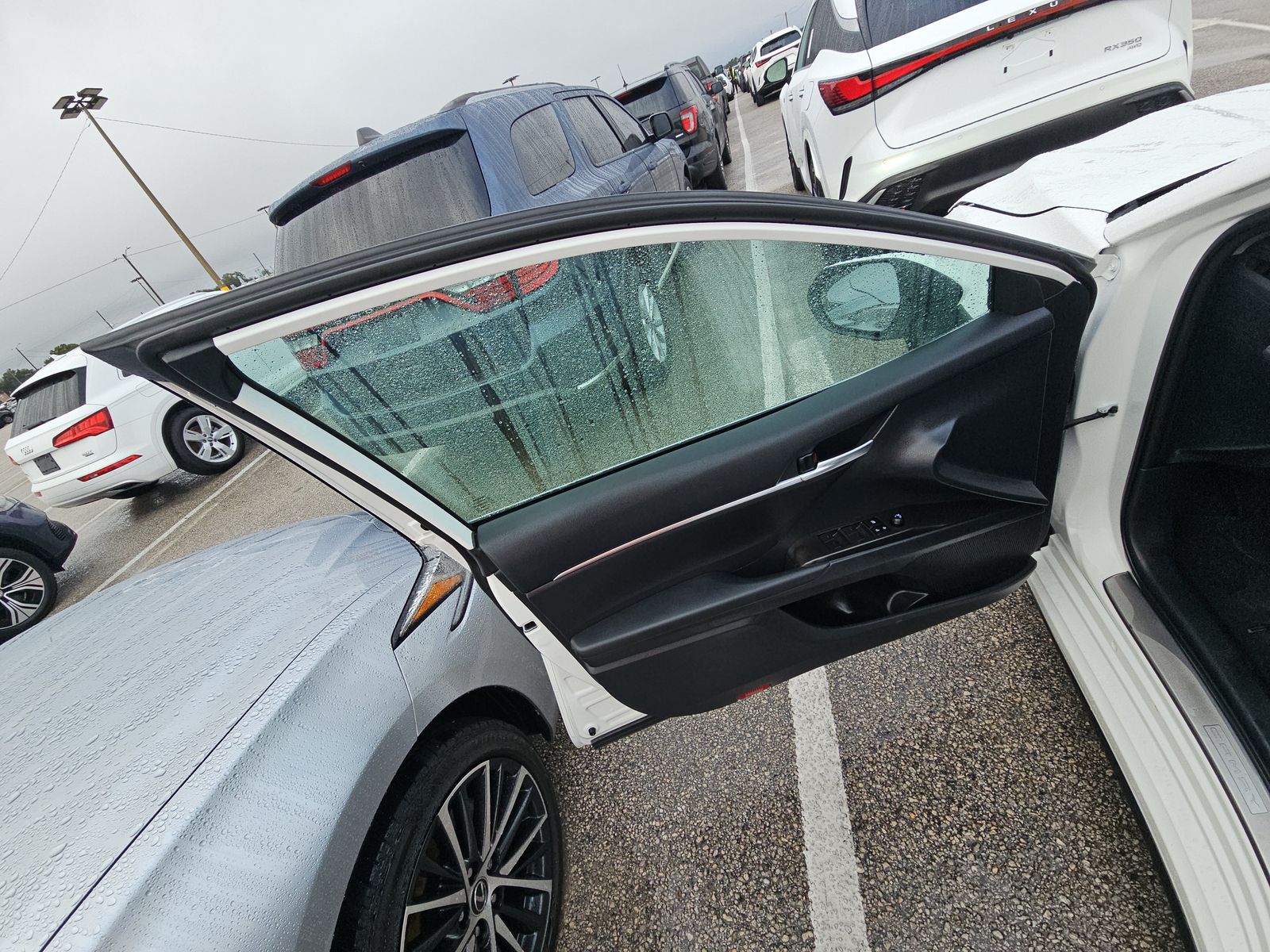 2024 Toyota Camry SE FWD