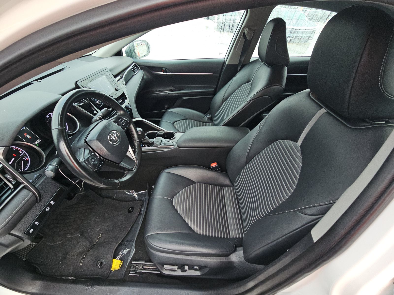 2024 Toyota Camry SE FWD