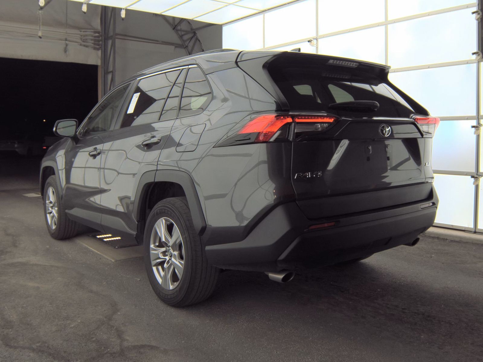 2023 Toyota RAV4 XLE FWD