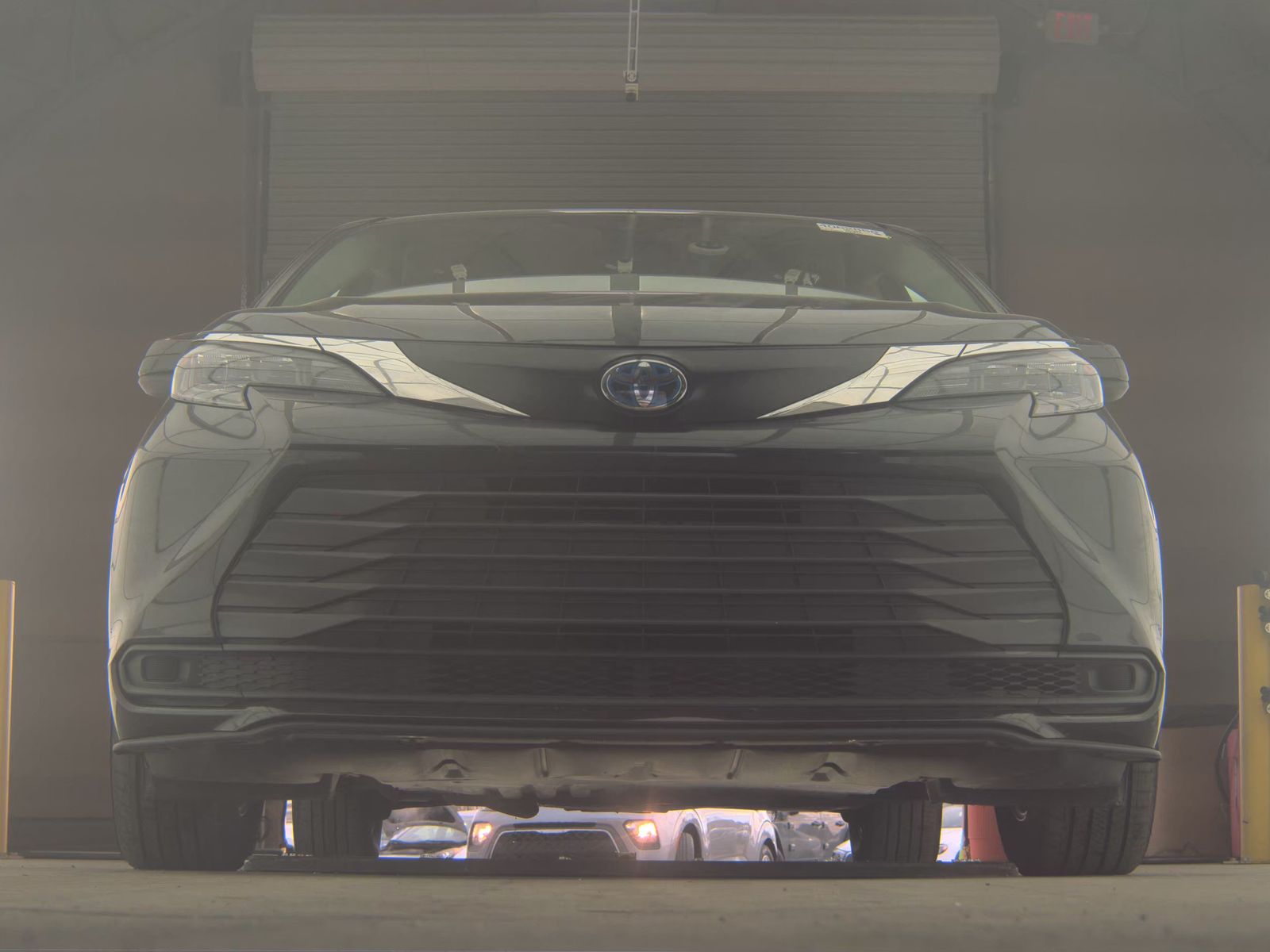 2024 Toyota Sienna LE FWD