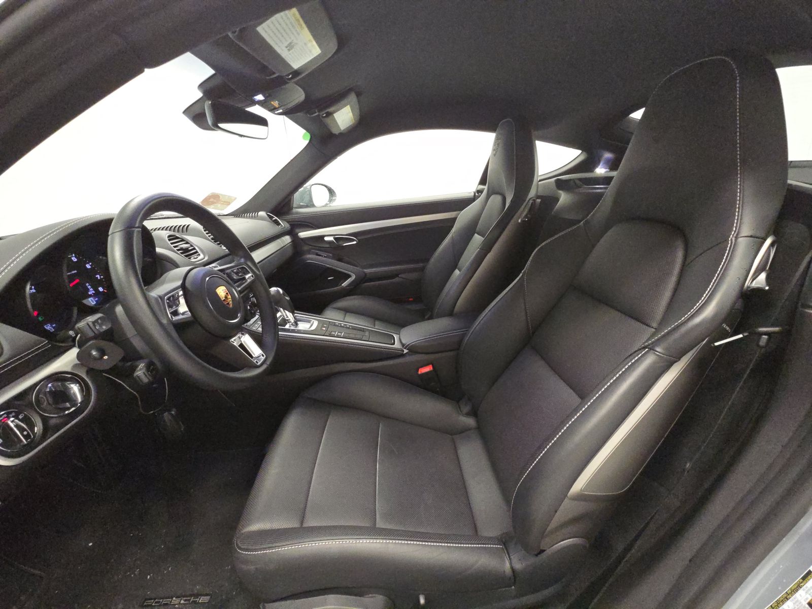 2024 Porsche 718 Cayman Style Edition RWD