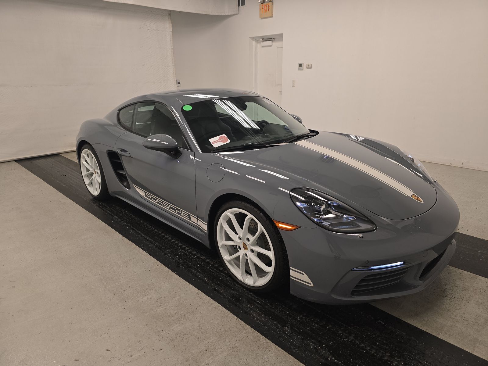 2024 Porsche 718 Cayman Style Edition RWD