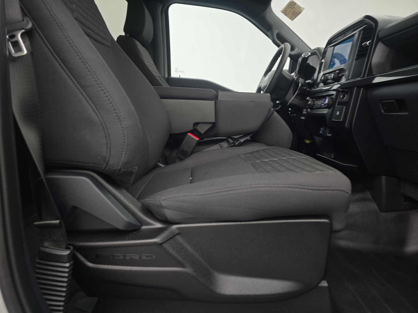 2023 Ford F-150 XL AWD