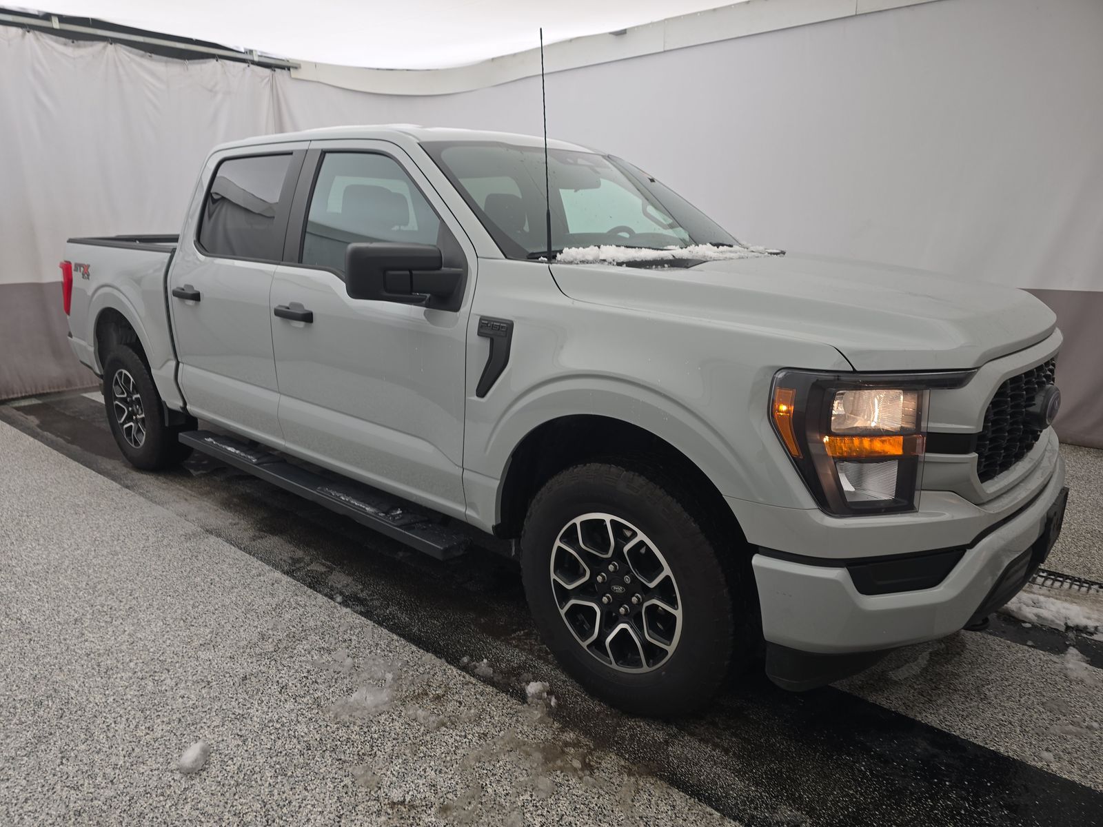 2023 Ford F-150 XL AWD