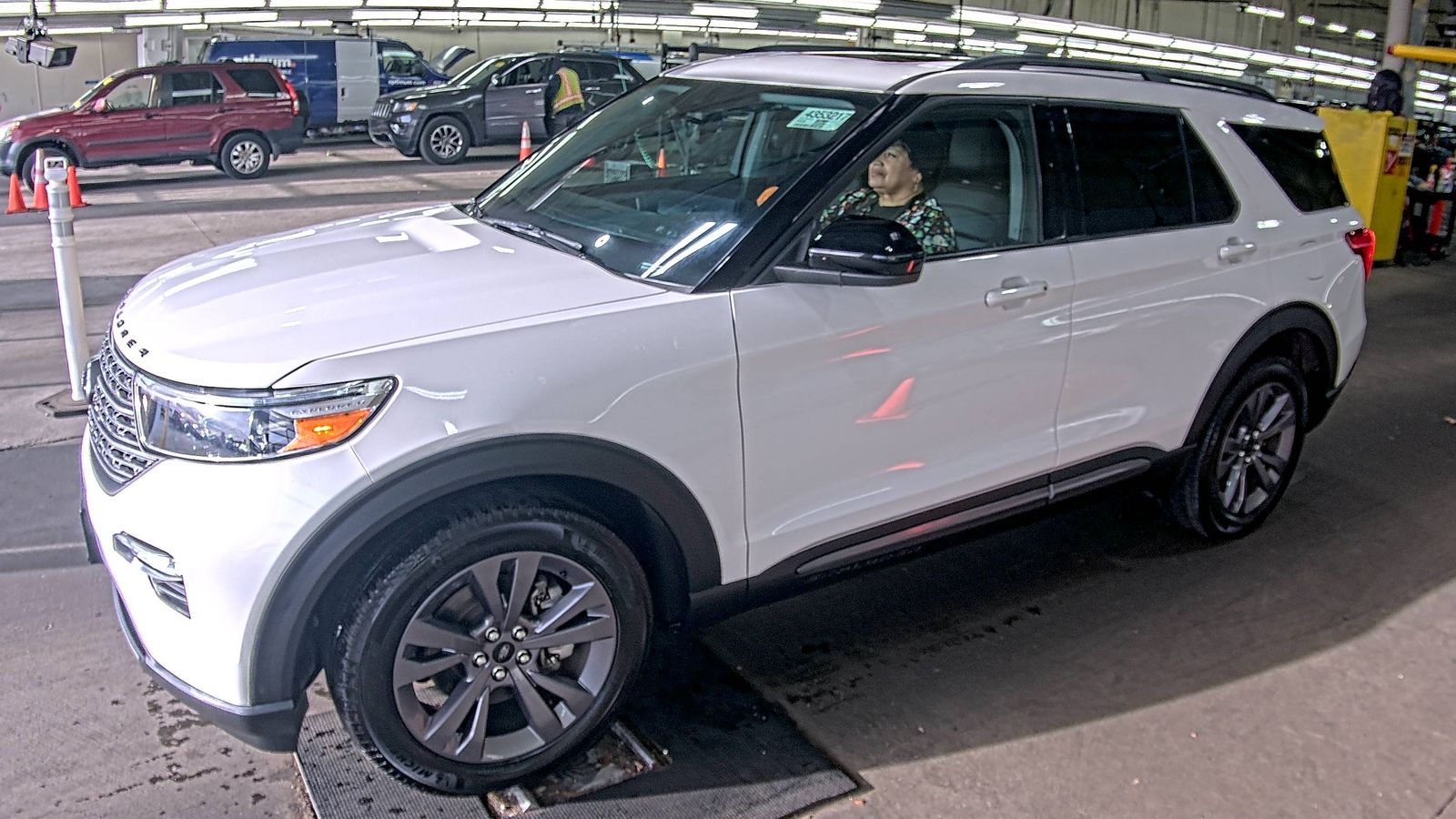 2023 Ford Explorer XLT AWD