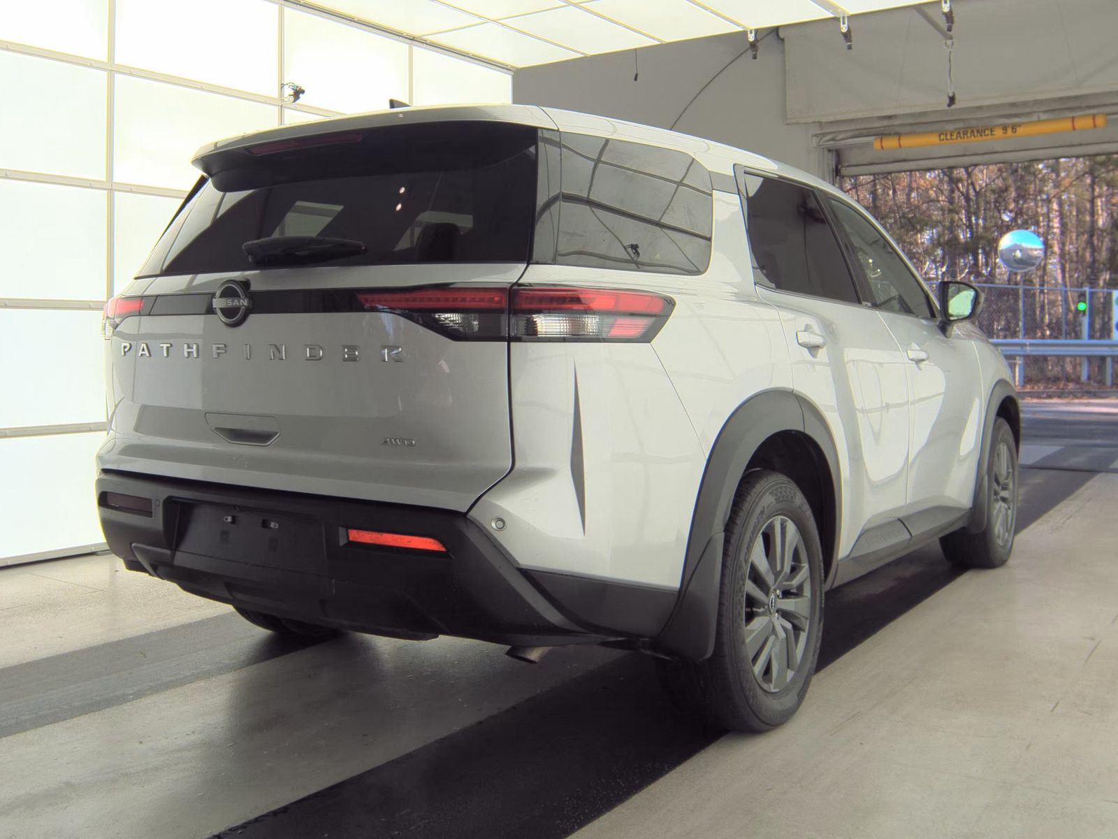 2024 Nissan Pathfinder S AWD
