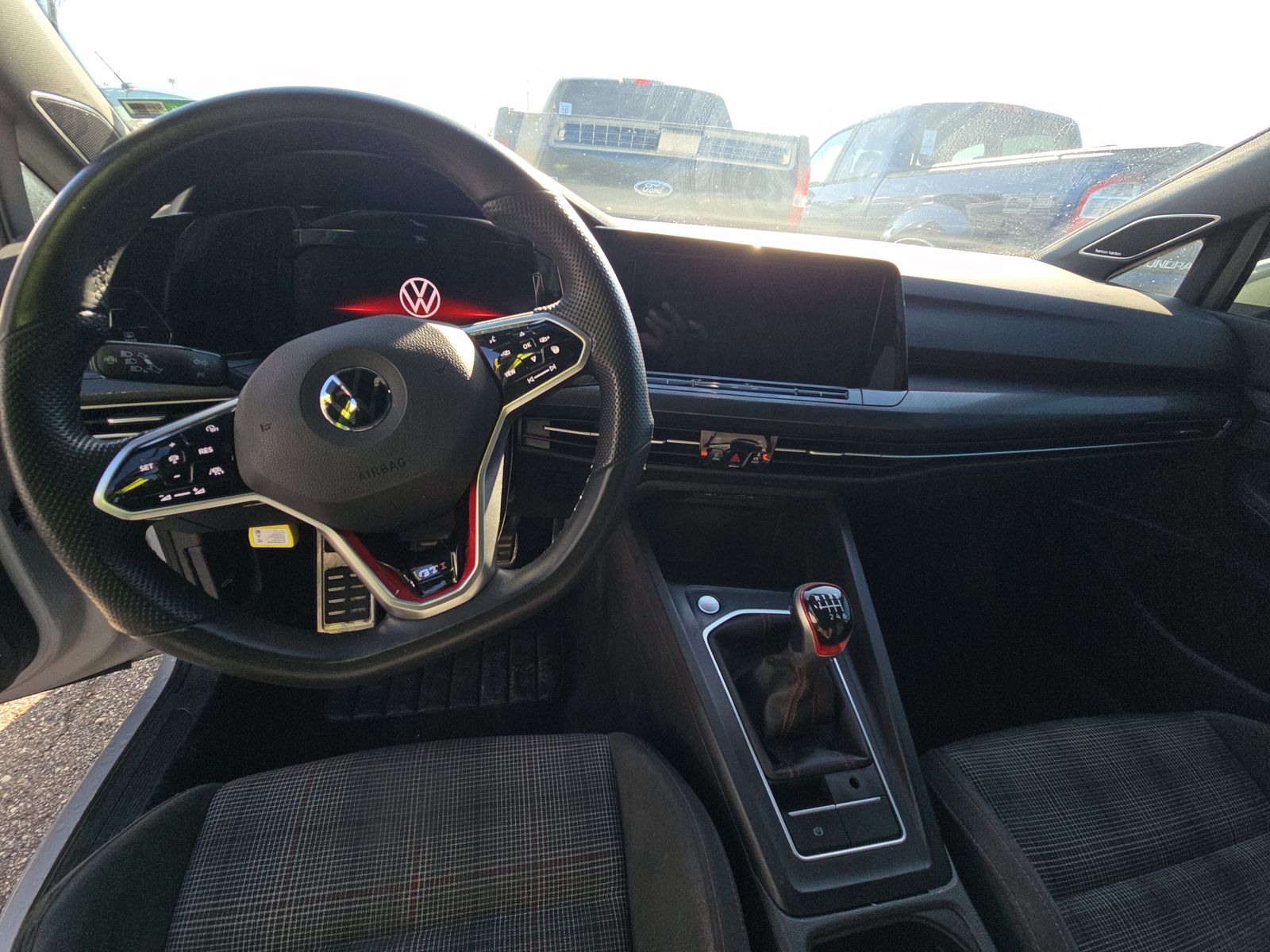 2022 Volkswagen Golf GTI 2.0T SE FWD