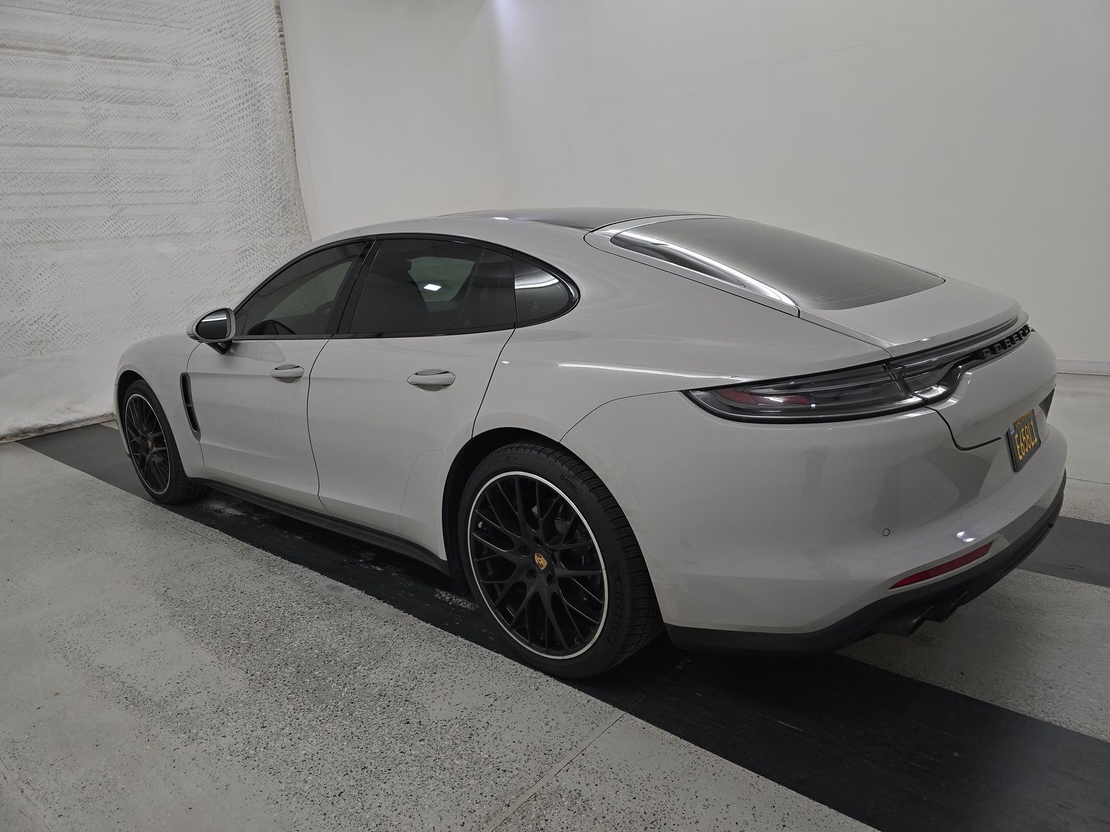 2022 Porsche Panamera Platinum Edition RWD