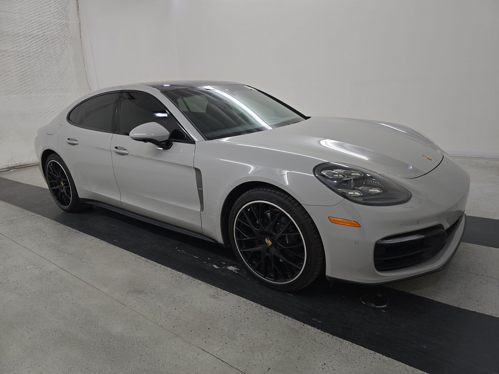 2022 Porsche Panamera Platinum Edition RWD