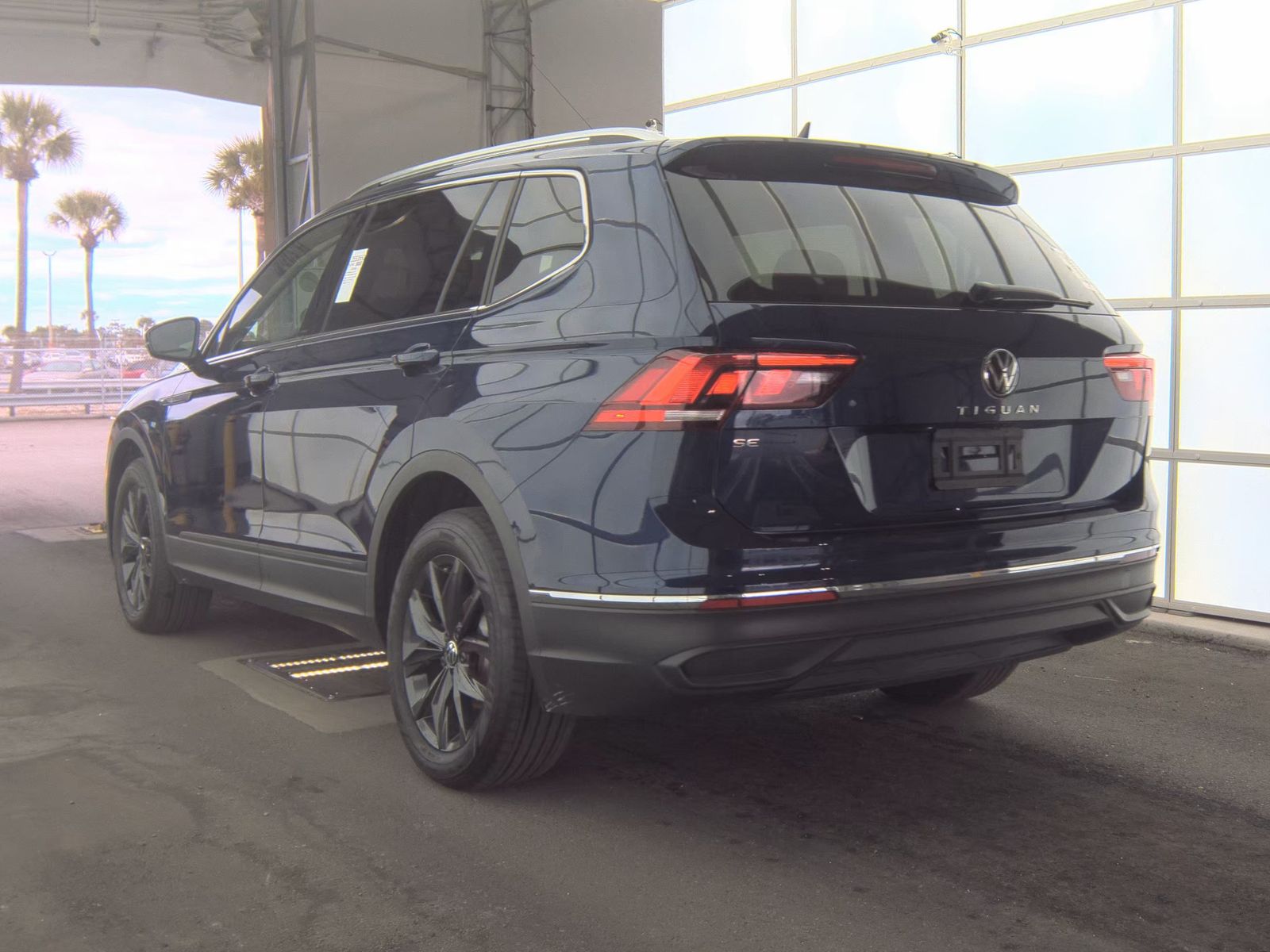 2024 Volkswagen Tiguan 2.0T SE FWD