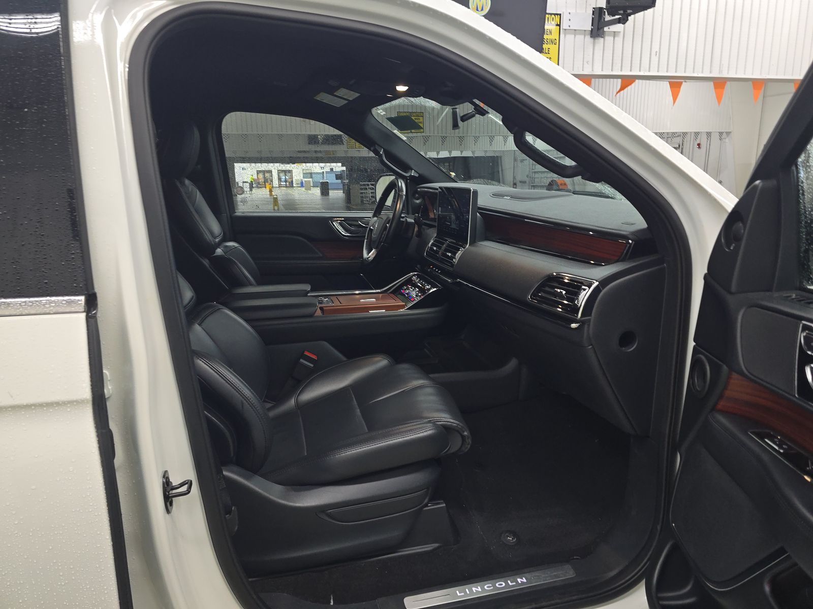 2024 Lincoln Navigator L Premiere AWD