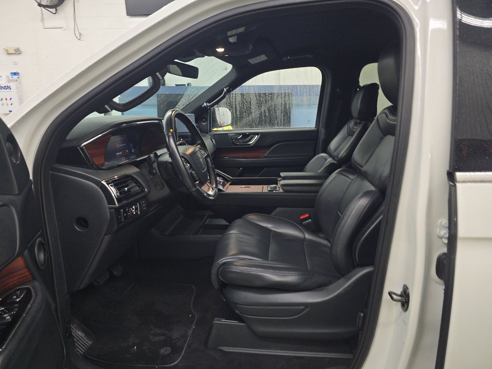 2024 Lincoln Navigator L Premiere AWD