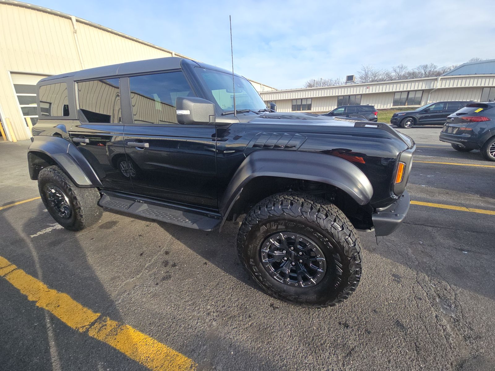 FORD BRONCO - 4