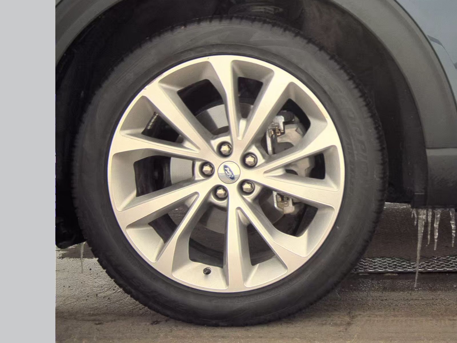 2023 Ford Explorer Platinum AWD