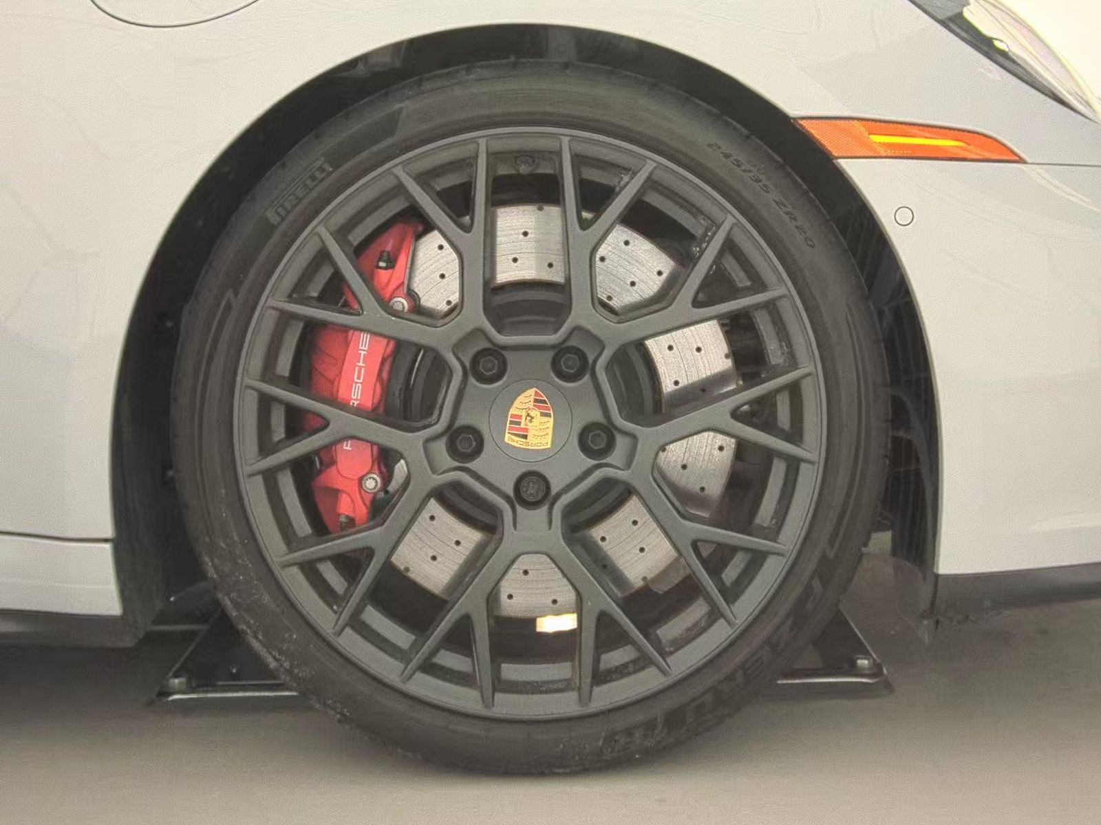 2025 Porsche 911 Carrera GTS RWD