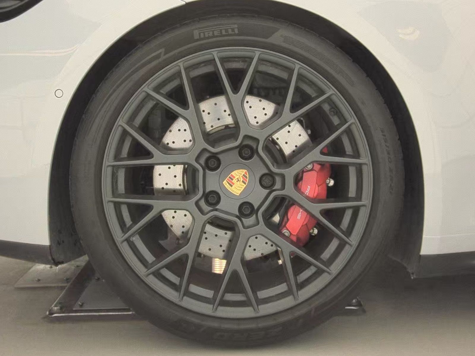 2025 Porsche 911 Carrera GTS RWD