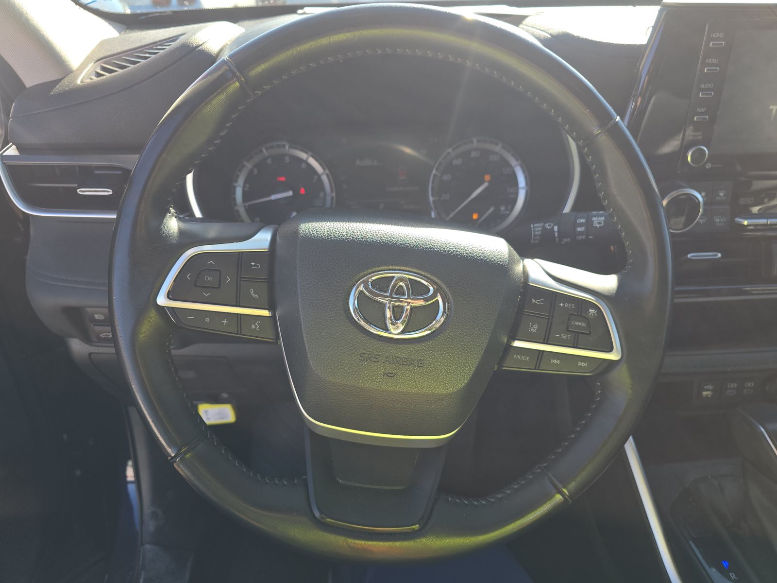 2022 Toyota Highlander XLE AWD