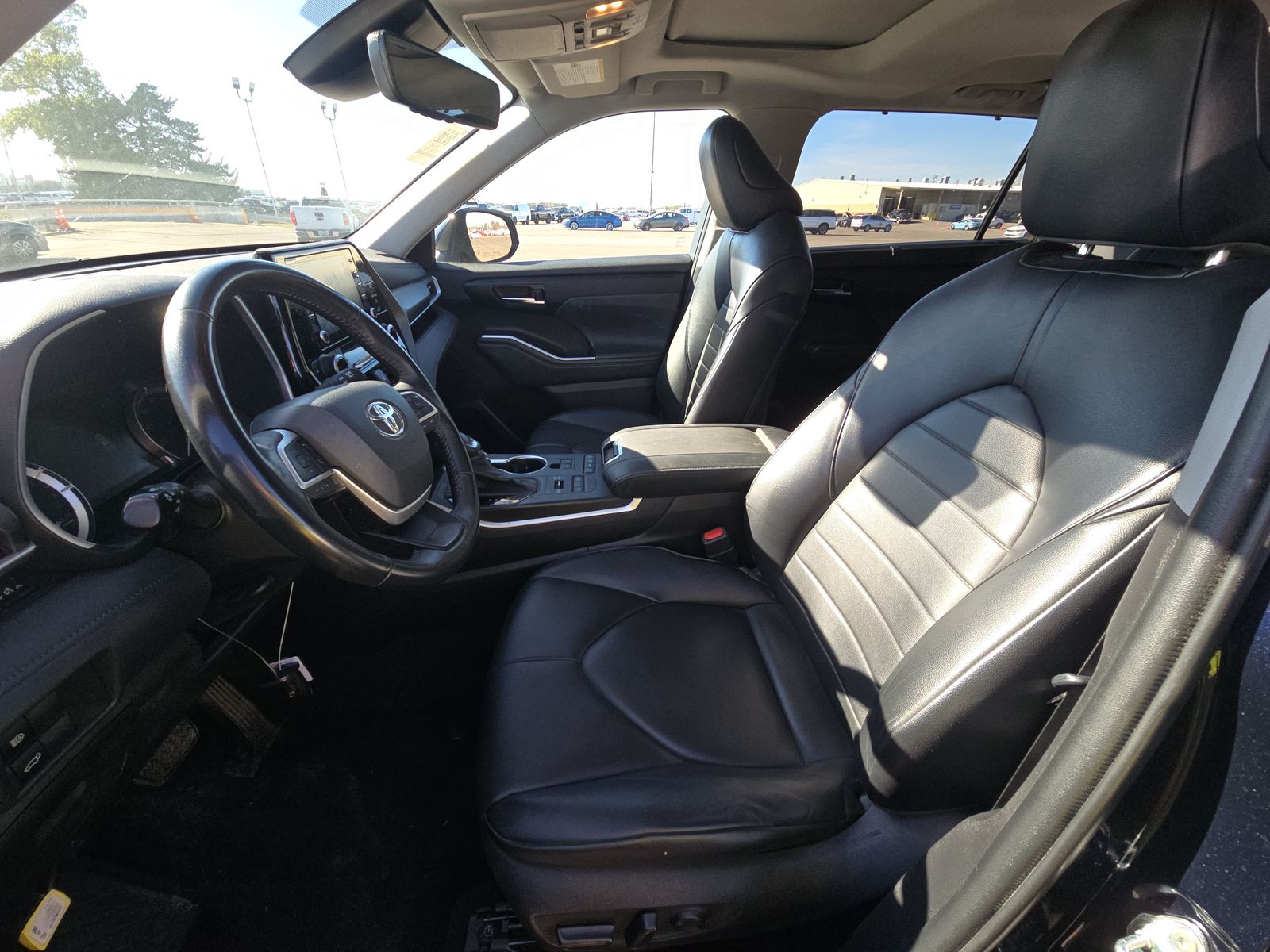 2022 Toyota Highlander XLE AWD