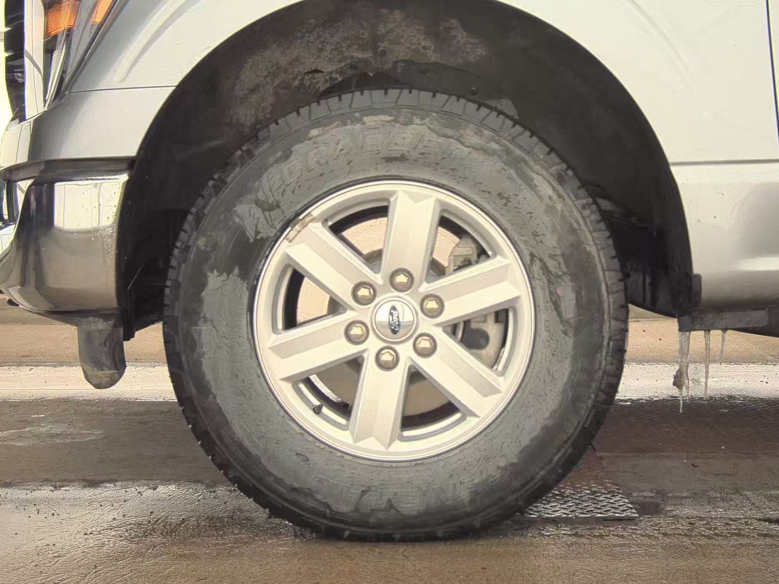 2023 Ford F-150 XLT AWD