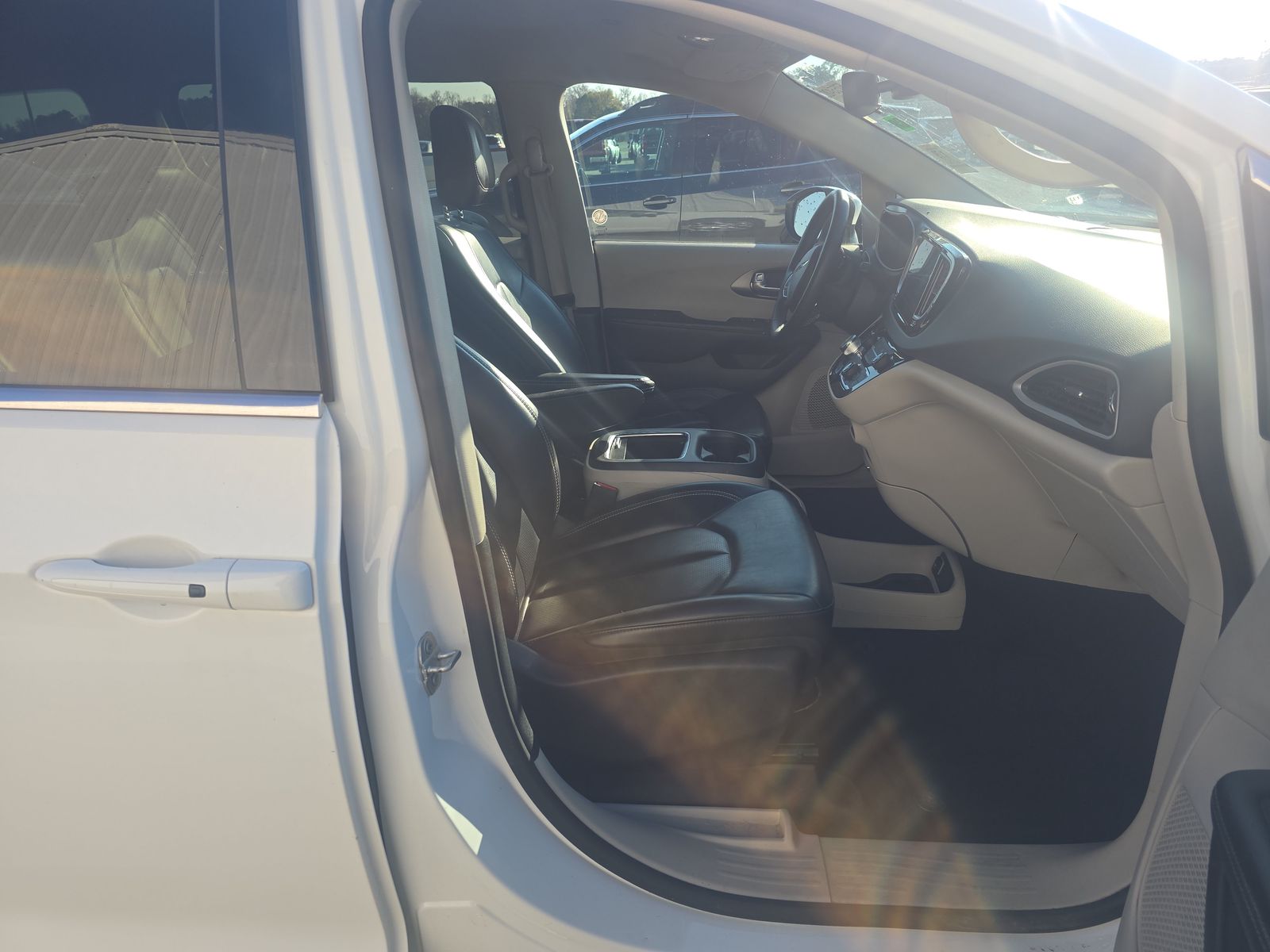 2023 Chrysler Pacifica Touring L FWD